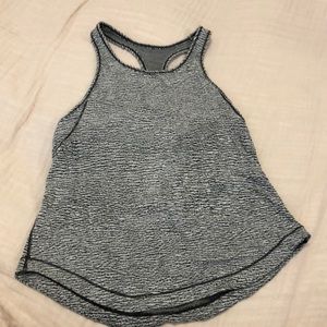 Lululemon tank